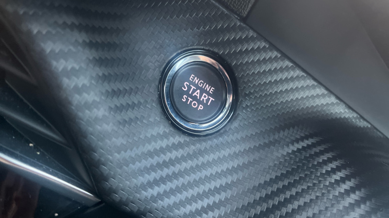 Peugeot 208 1.2 PureTech 100 Allure Premium 5dr Petrol Hatchback